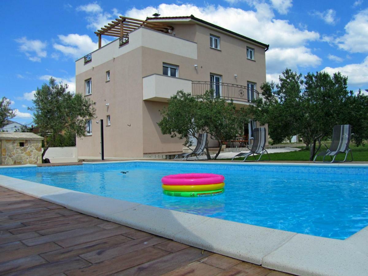 Apartmani Simetin Kastela Exterior photo